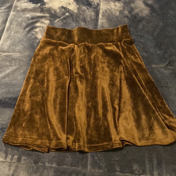 Brown Fall TREND Velvet Mini Skirt - Picture 5 of 6